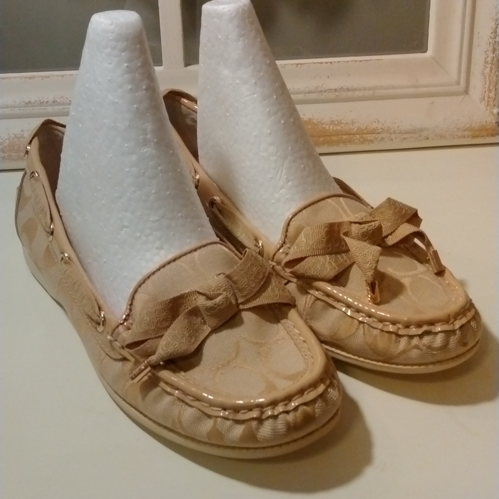 Coach Khaki Loafer size 8 1/2.